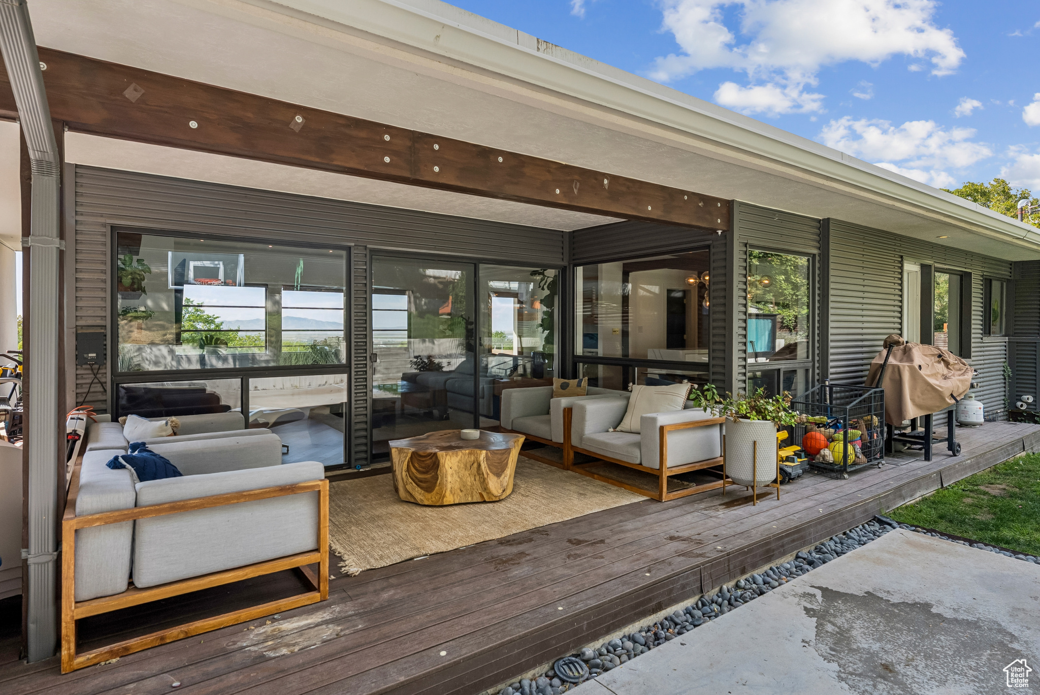 CRESTWOOD SUB - Residential