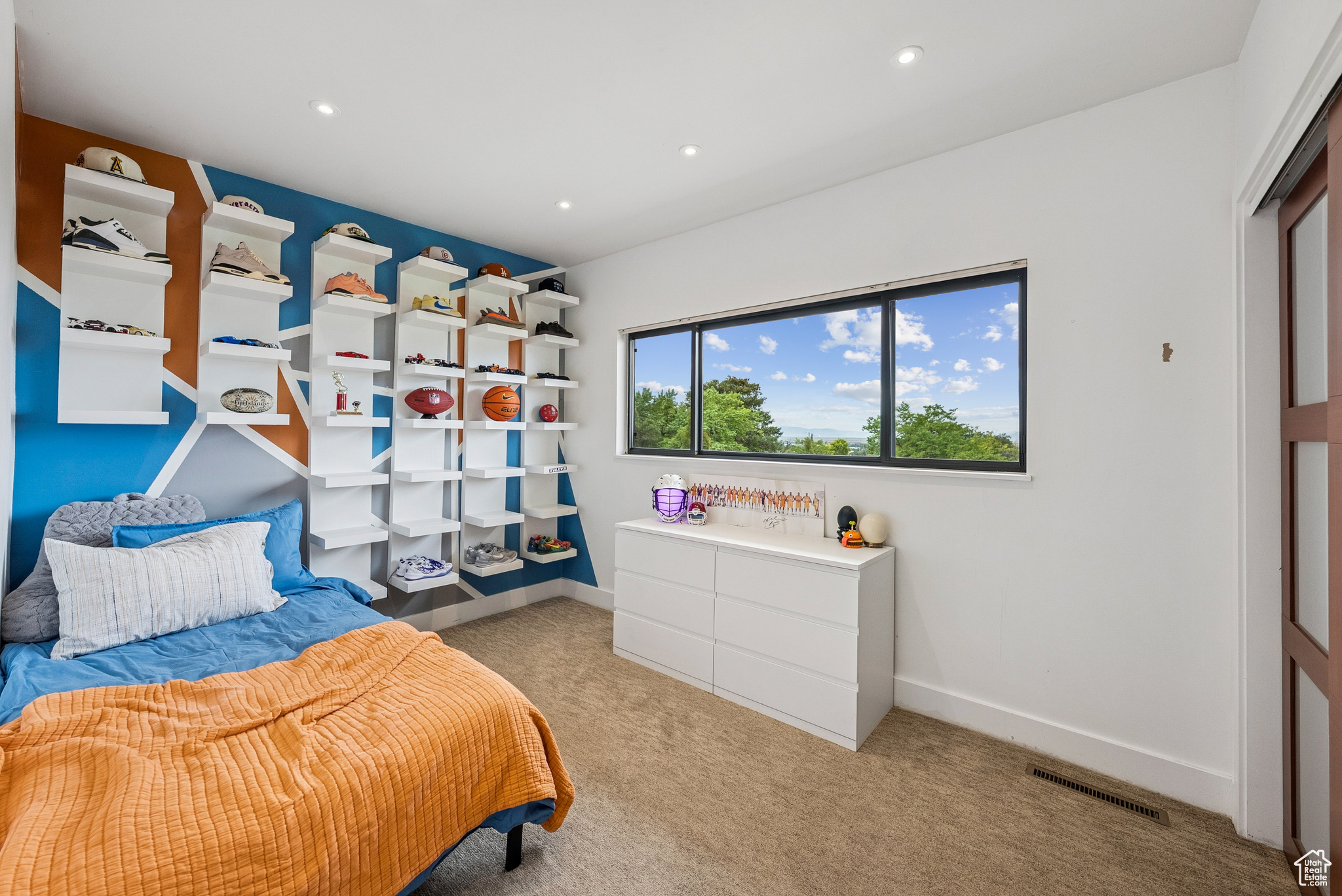CRESTWOOD SUB - Residential