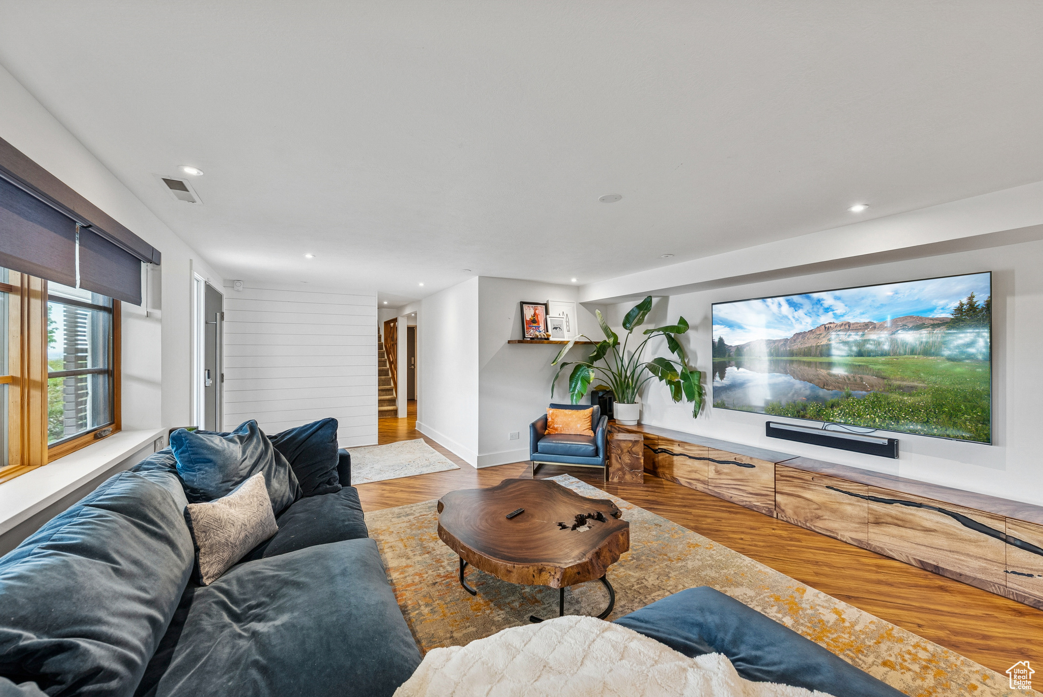 CRESTWOOD SUB - Residential