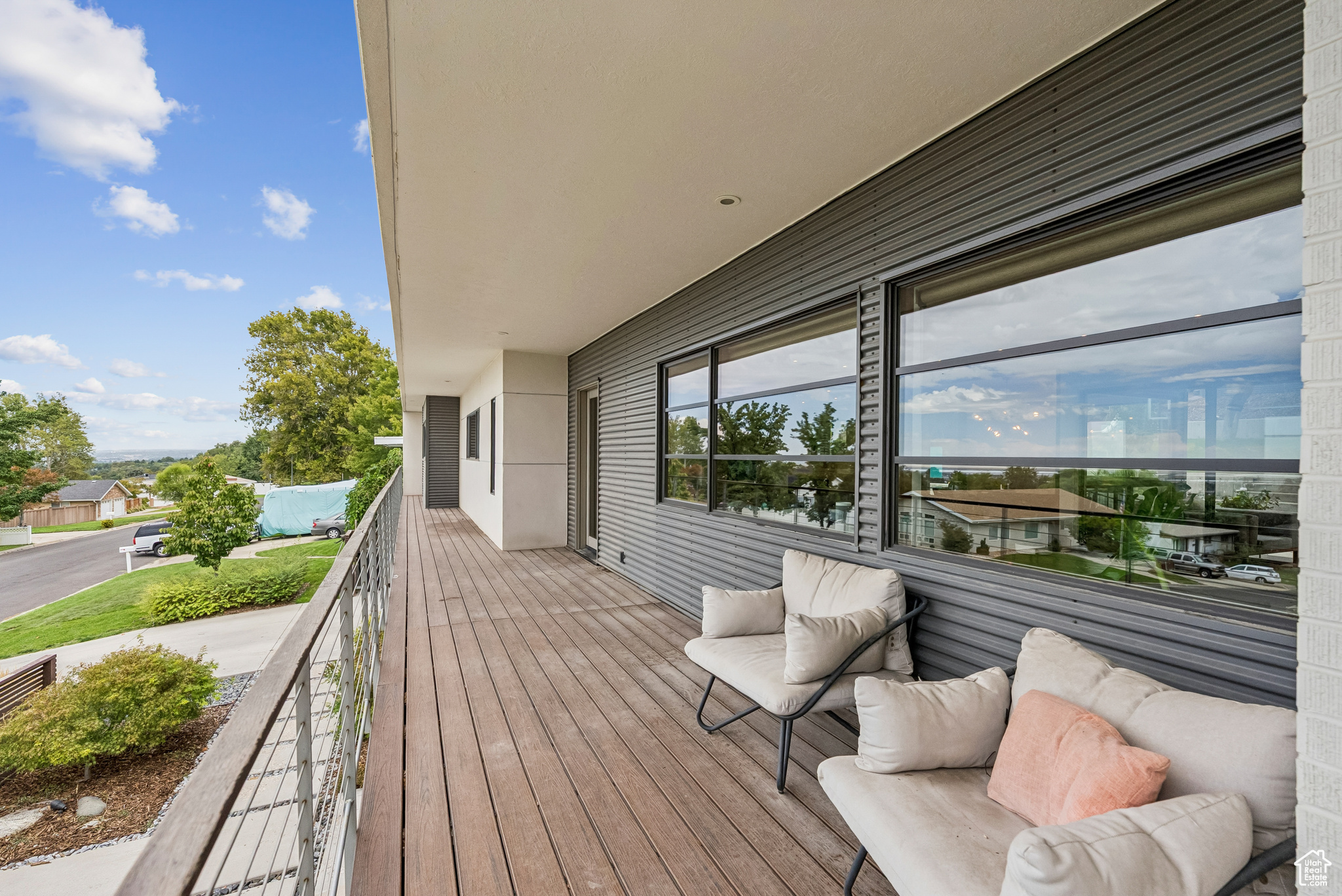 CRESTWOOD SUB - Residential