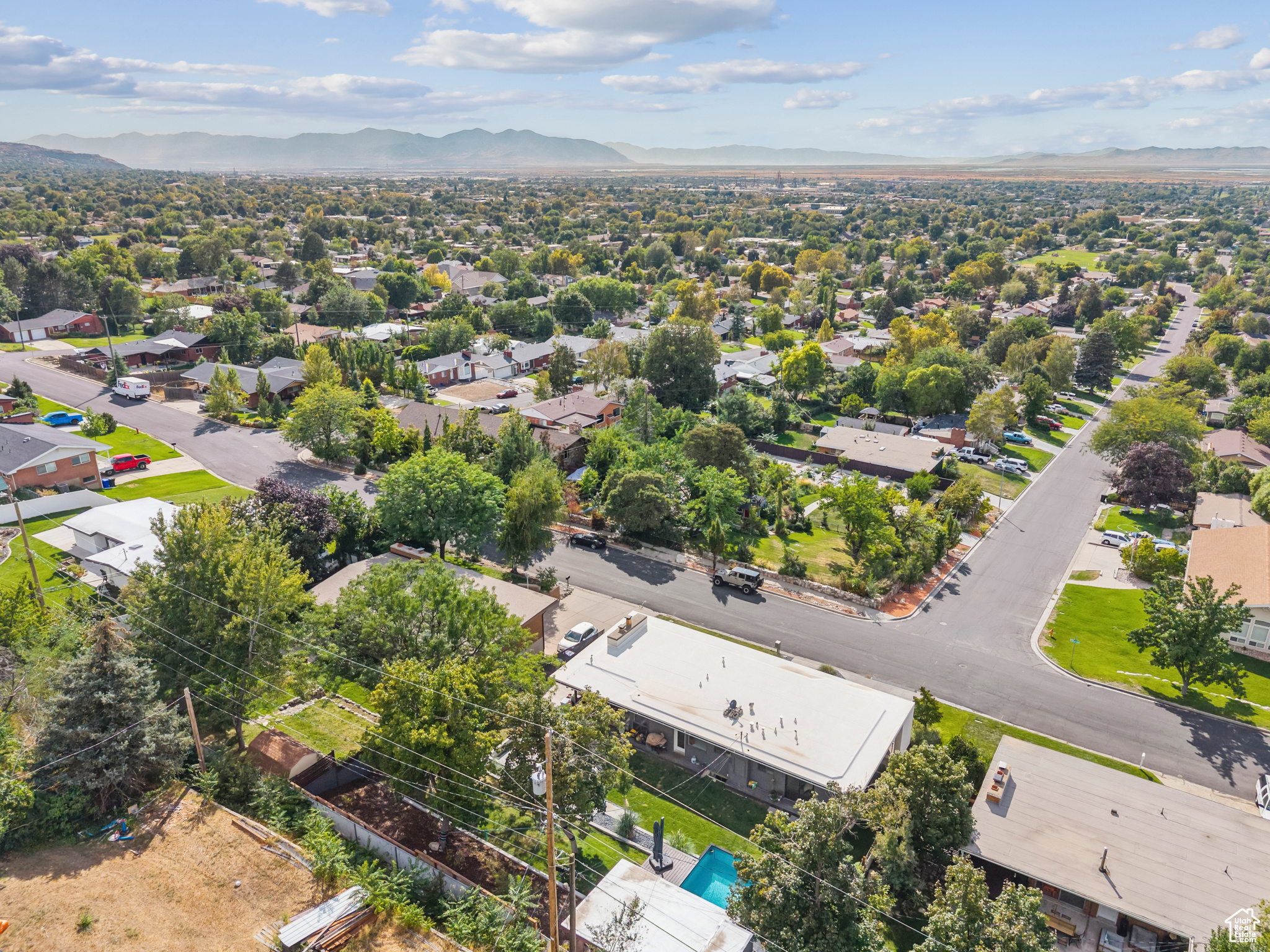 CRESTWOOD SUB - Residential