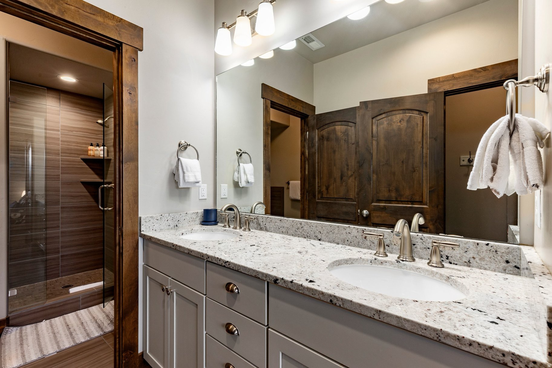 BLACK ROCK RIDGE - Residential