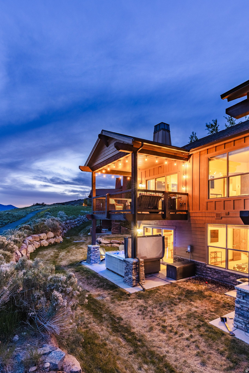 BLACK ROCK RIDGE - Residential