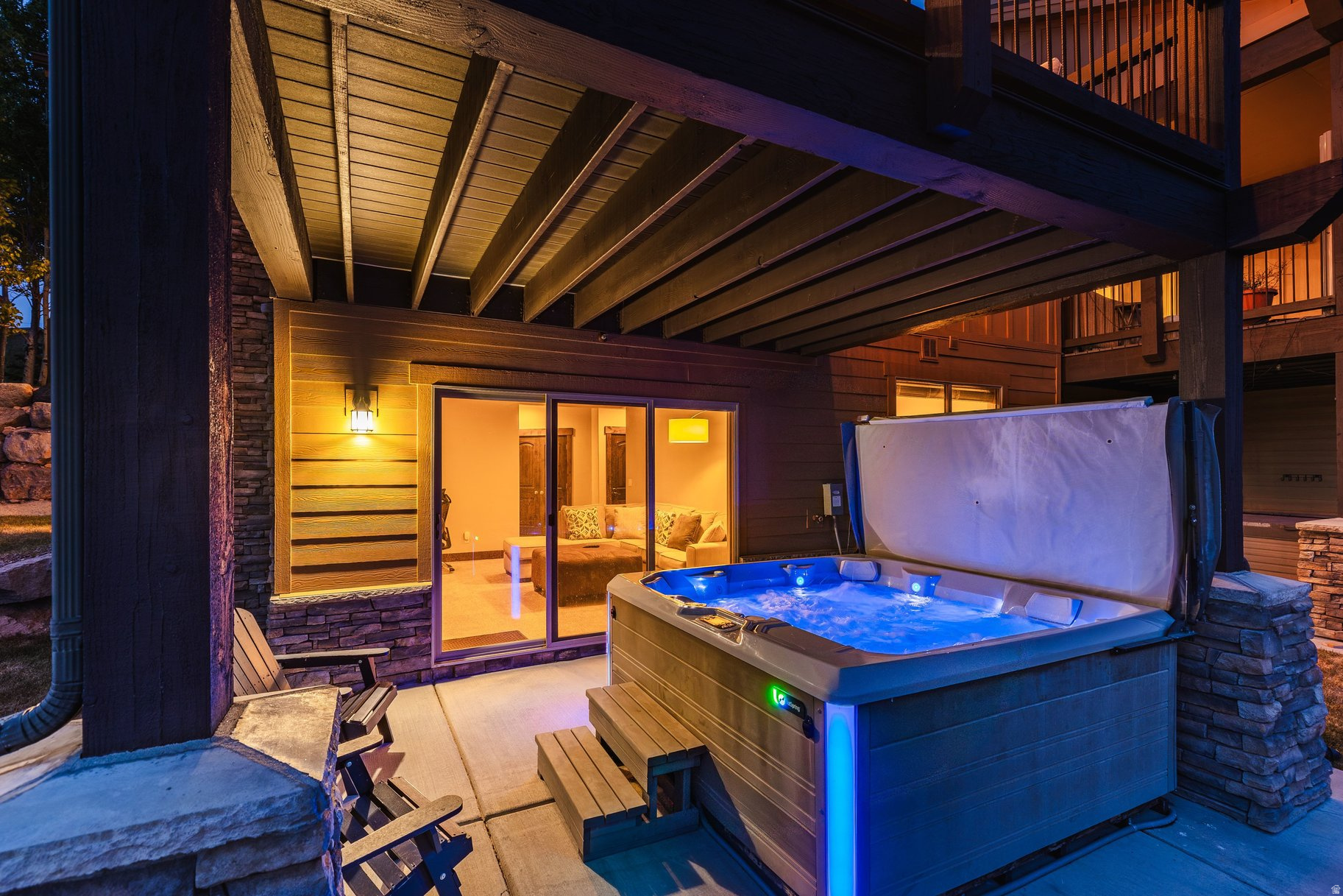 BLACK ROCK RIDGE - Residential