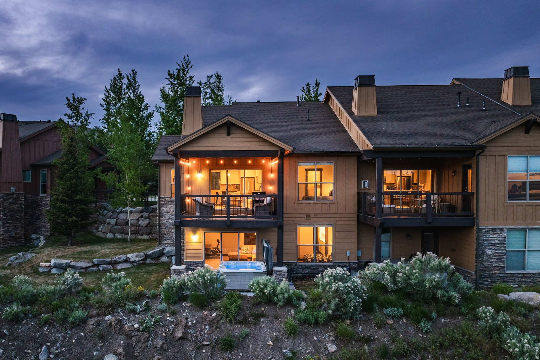 BLACK ROCK RIDGE - Residential