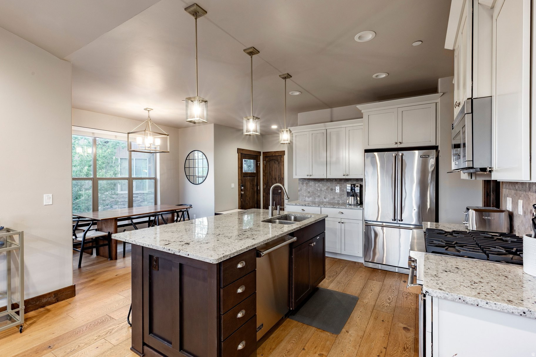 BLACK ROCK RIDGE - Residential