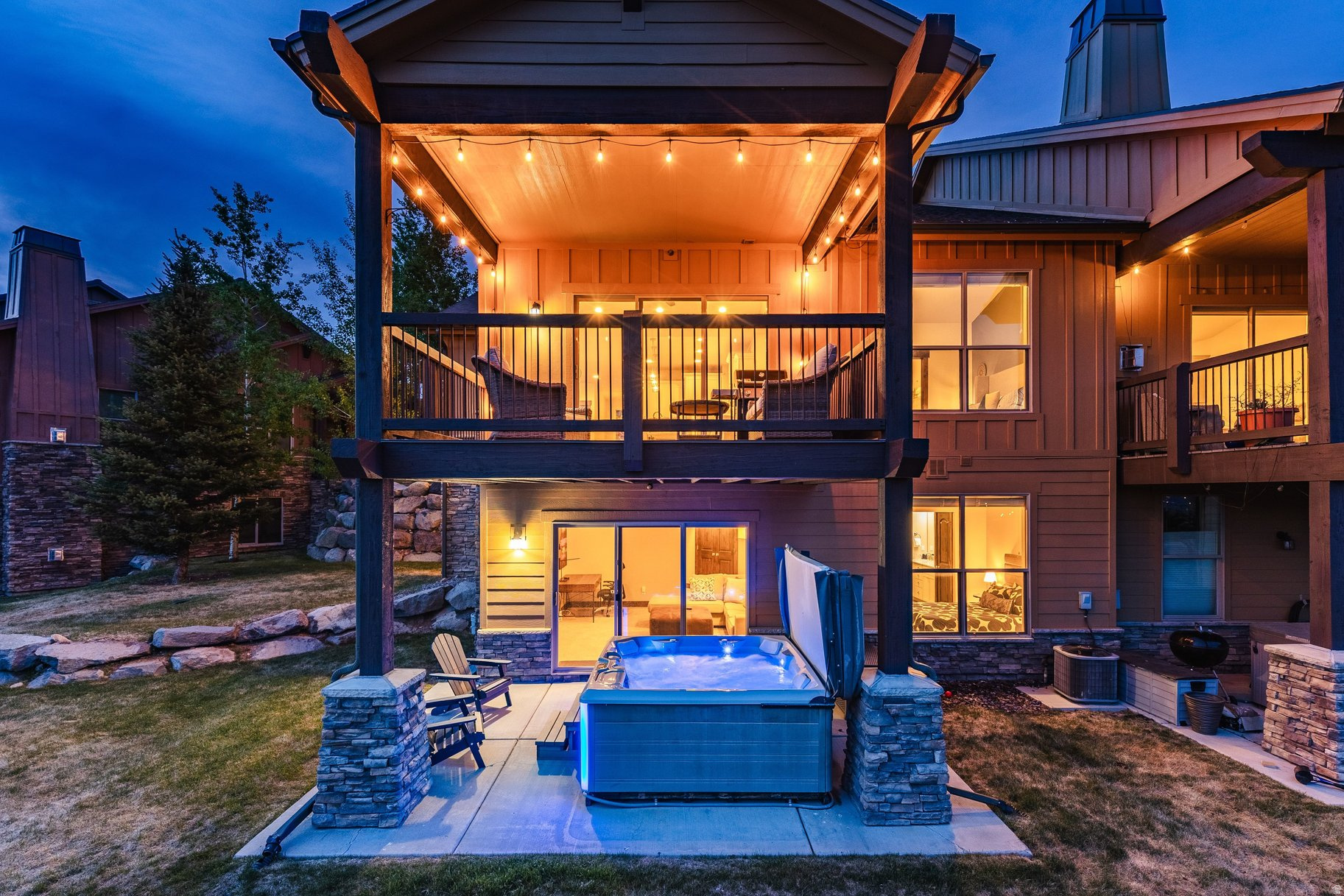 BLACK ROCK RIDGE - Residential