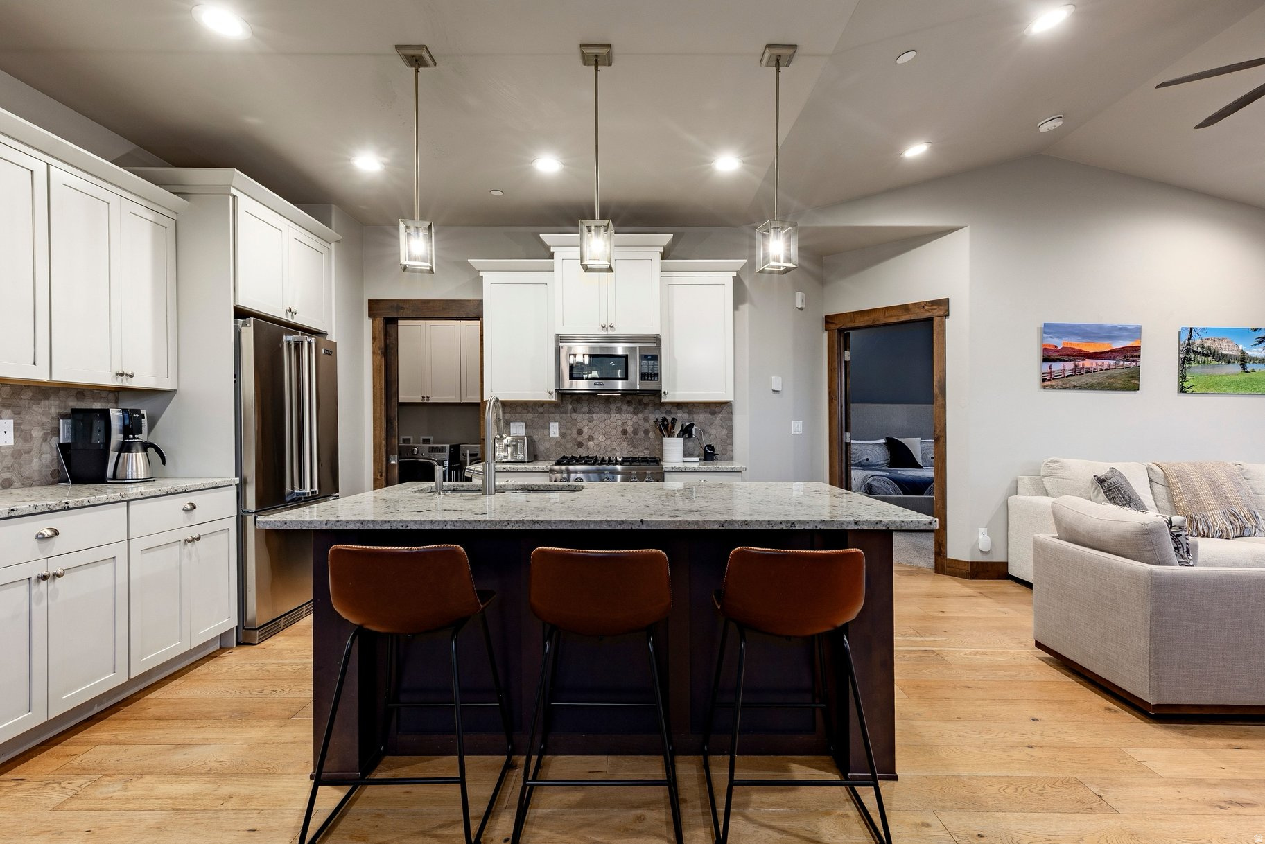 BLACK ROCK RIDGE - Residential