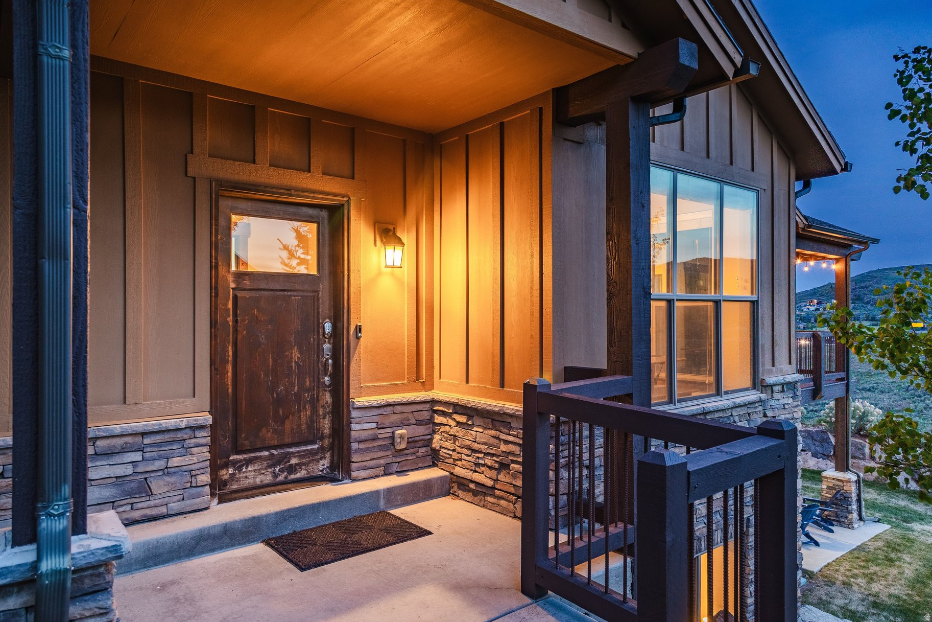 BLACK ROCK RIDGE - Residential