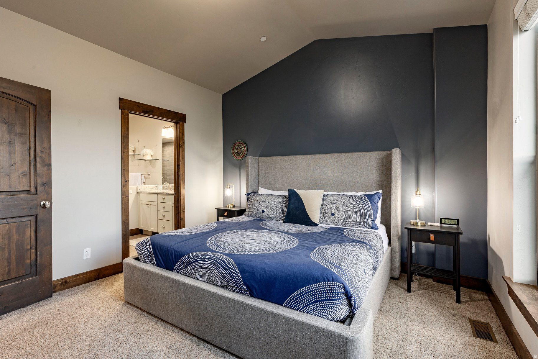 BLACK ROCK RIDGE - Residential