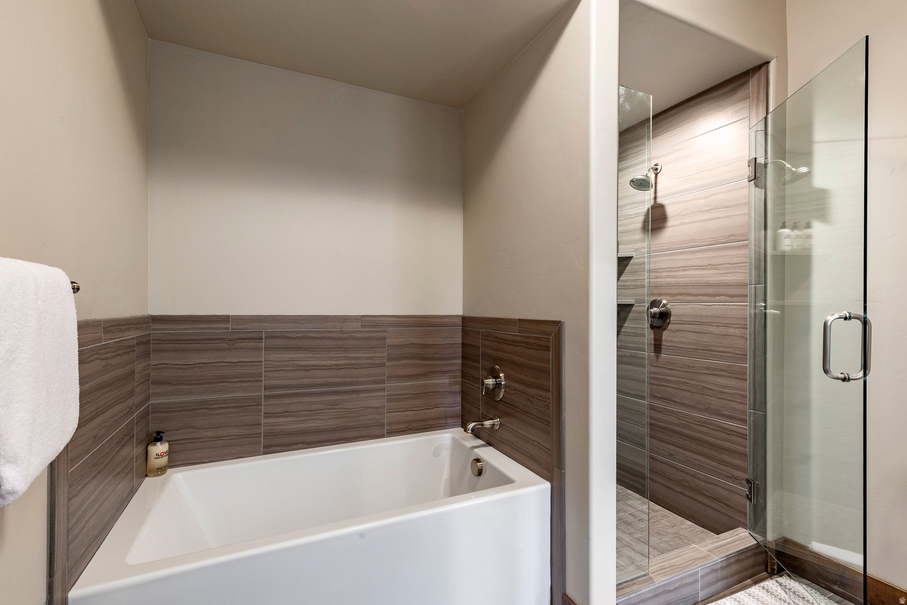 BLACK ROCK RIDGE - Residential