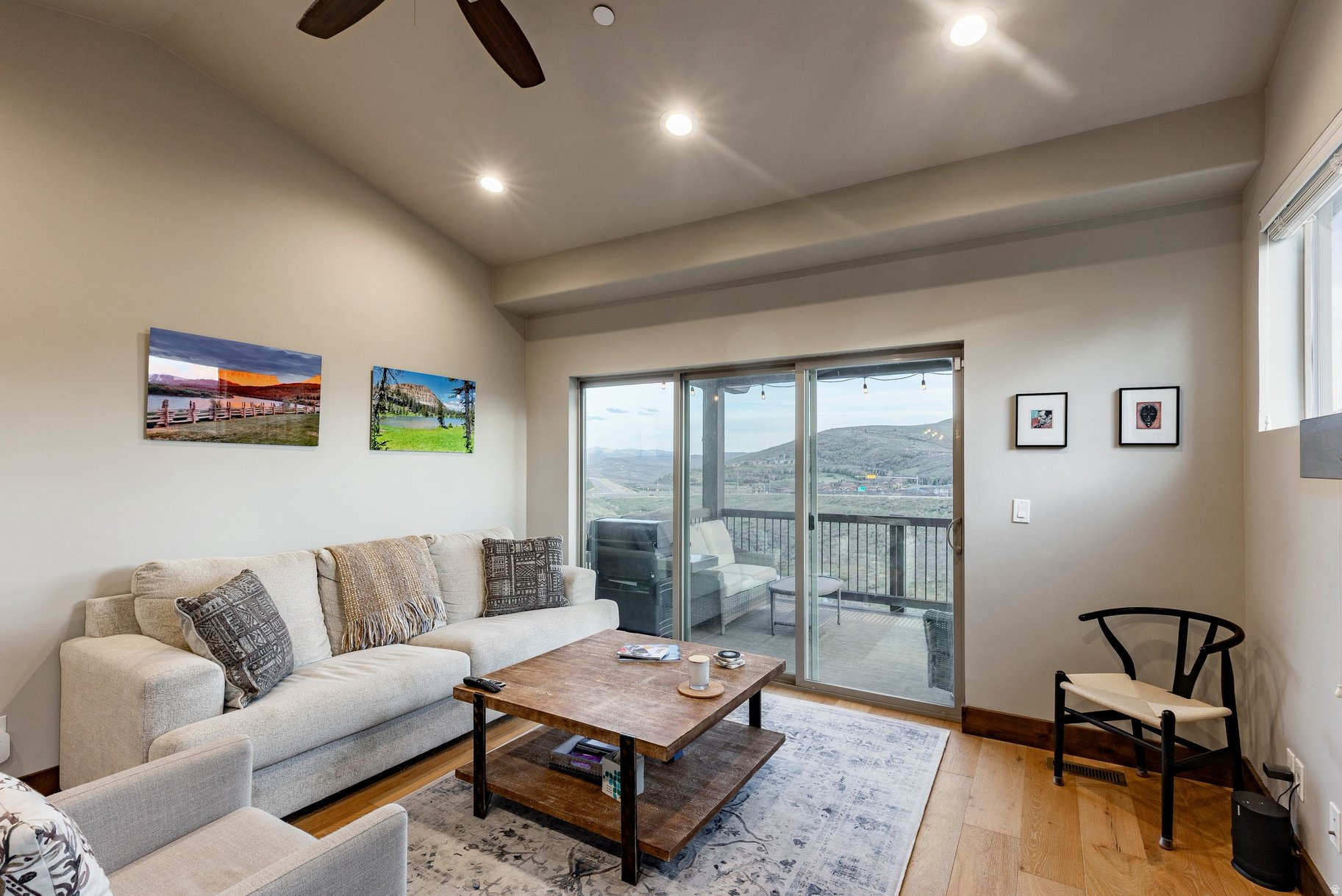 BLACK ROCK RIDGE - Residential