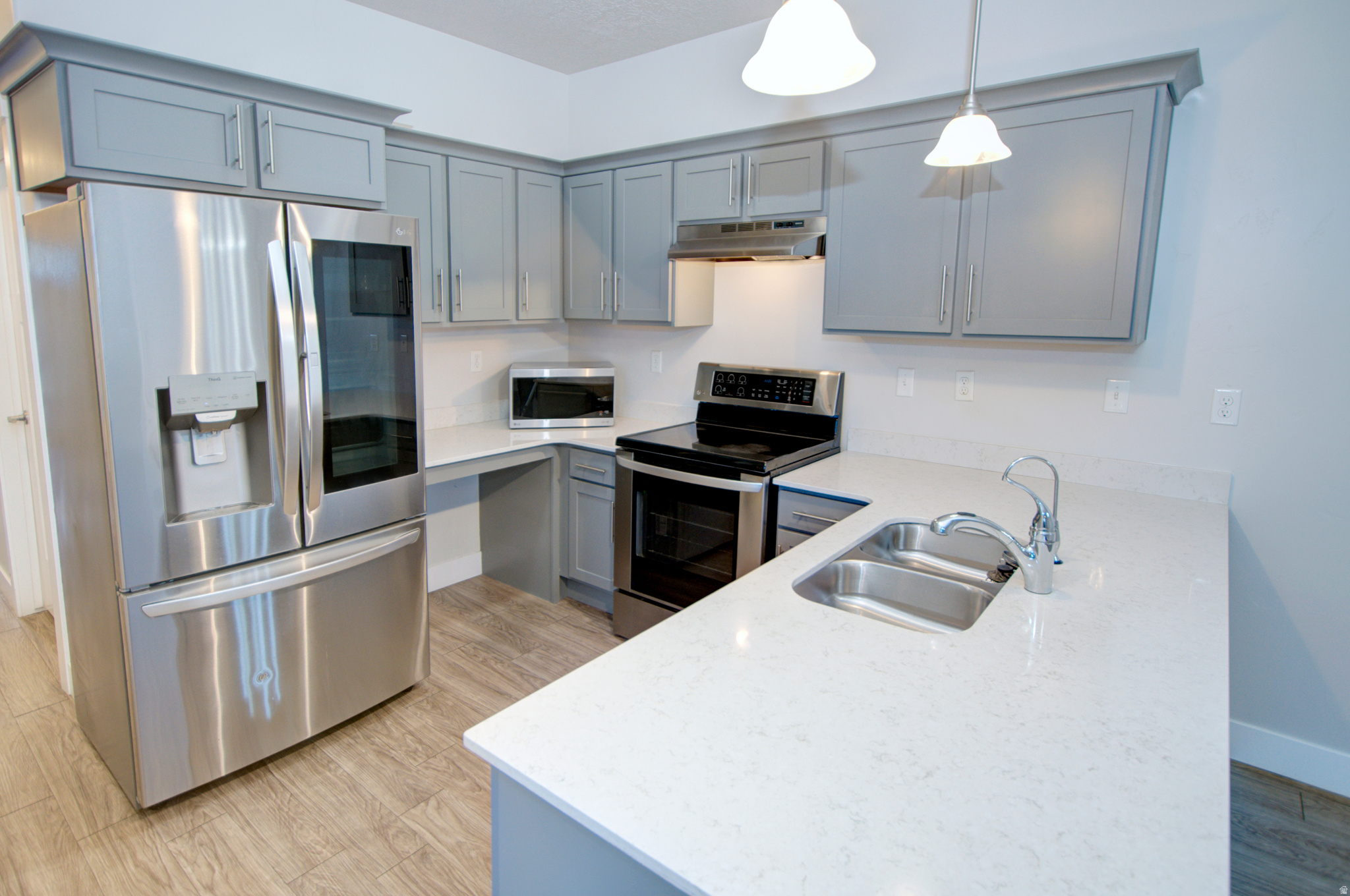 WATERS EDGE - Residential