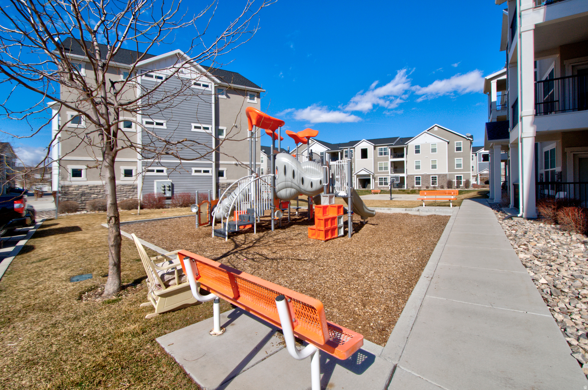 WATERS EDGE - Residential