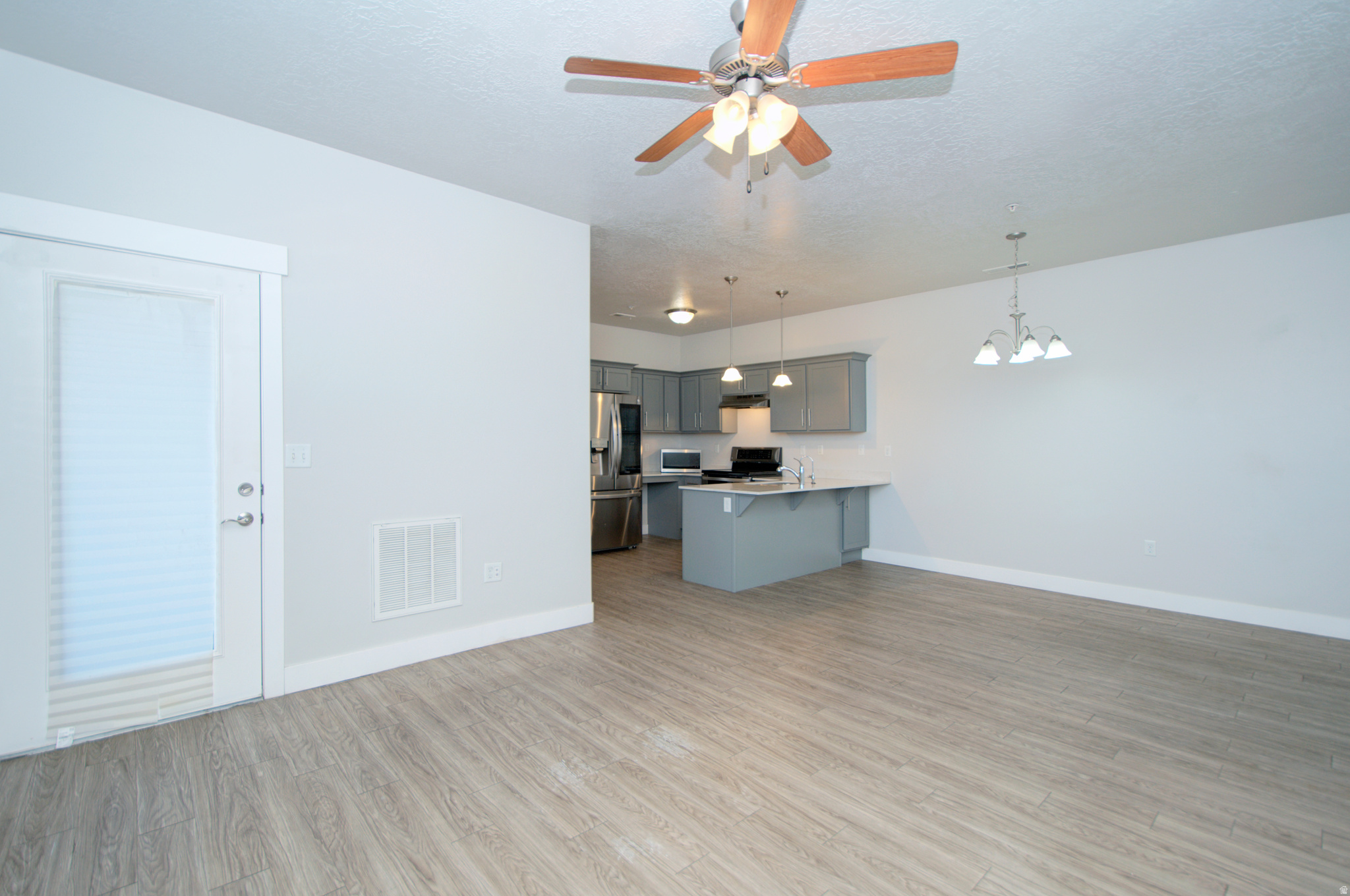 WATERS EDGE - Residential