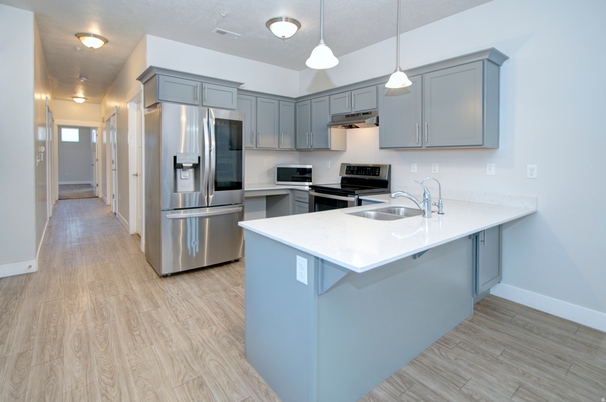 WATERS EDGE - Residential