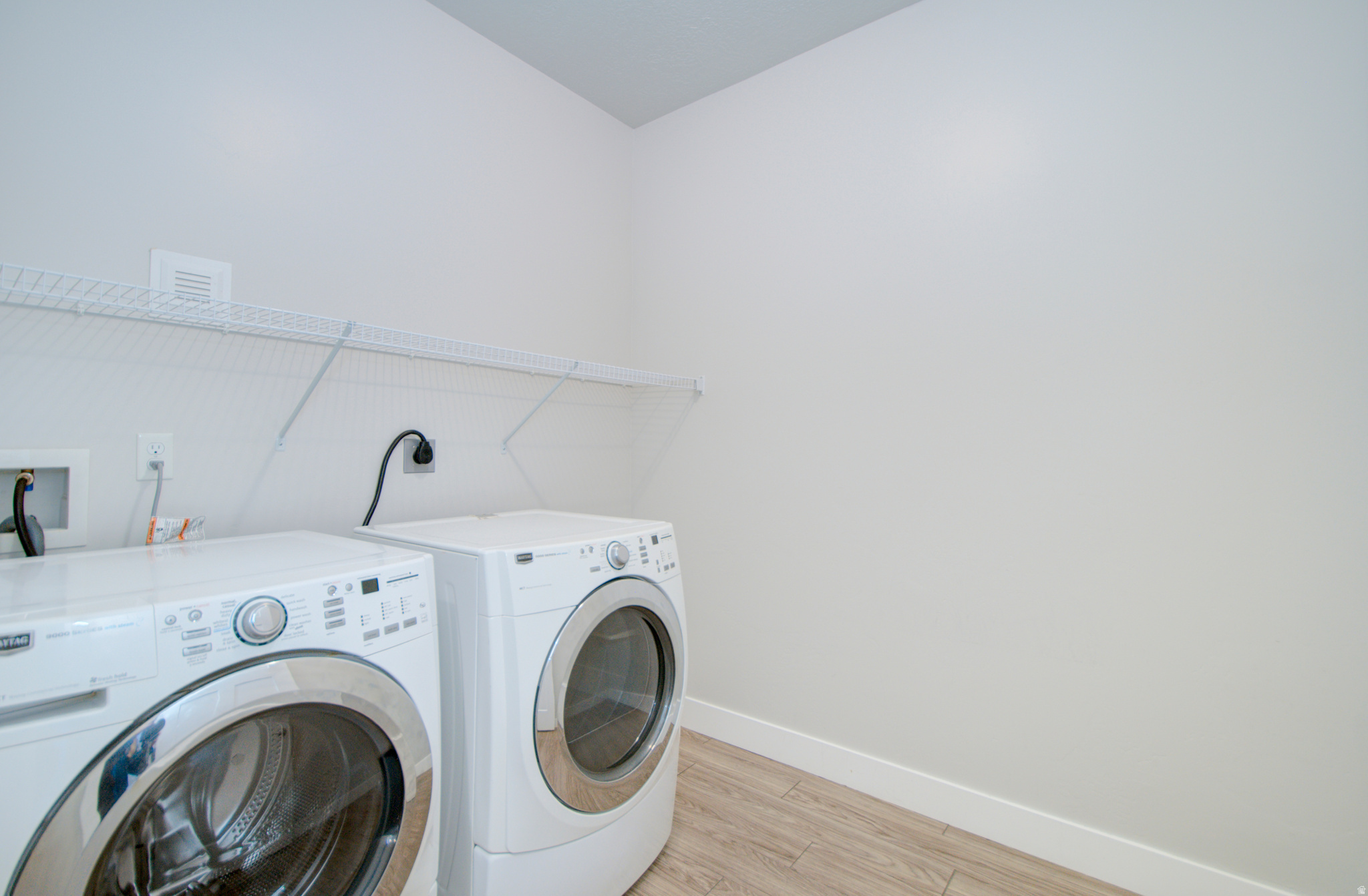 WATERS EDGE - Residential