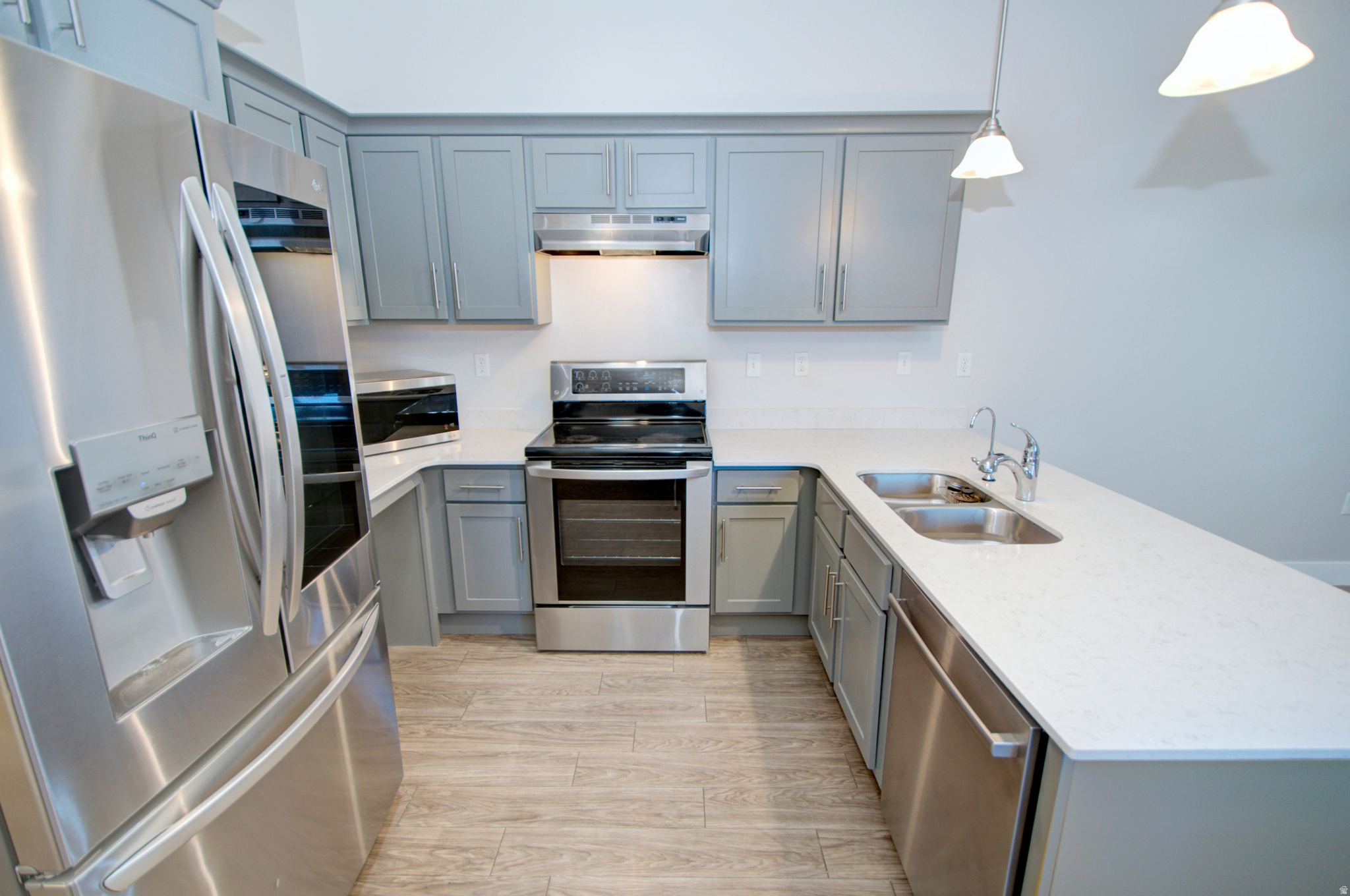 WATERS EDGE - Residential