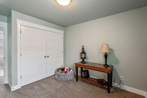 Tiny photo for 2052 W PHILLIPS ST, Kaysville, UT 84037 (MLS # 2144026)