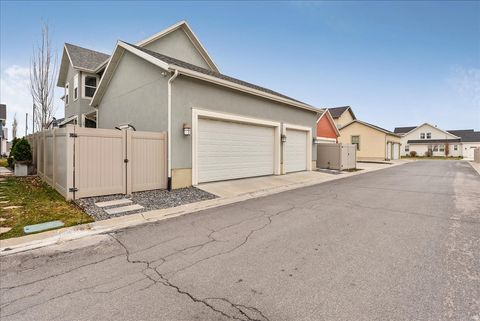 Tiny photo for 2052 W PHILLIPS ST, Kaysville, UT 84037 (MLS # 2144026)