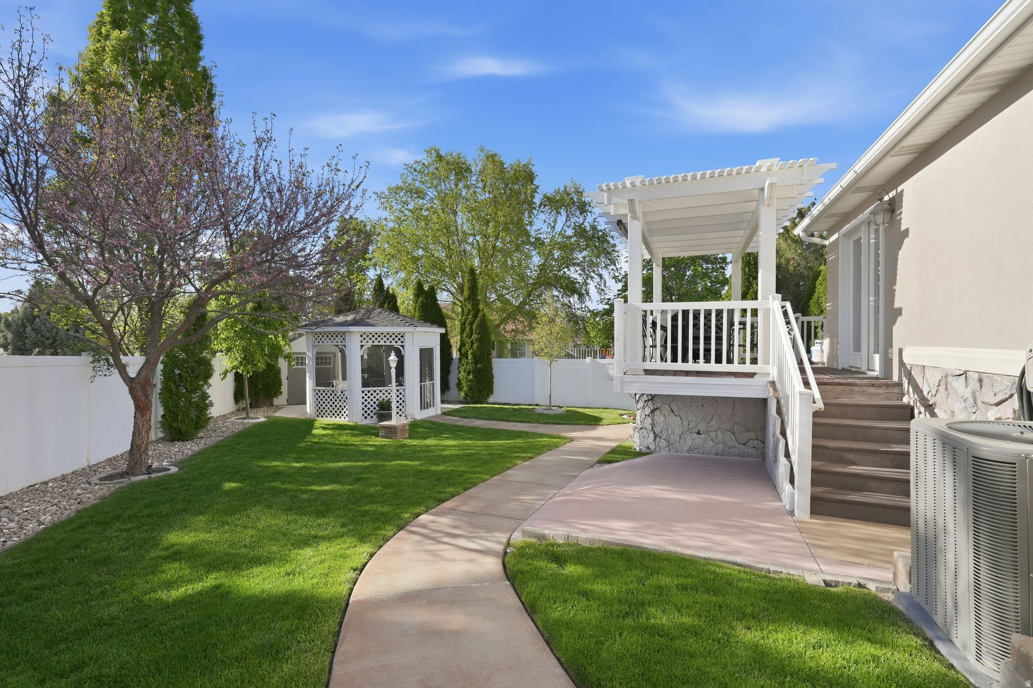 GREENWOOD VILLAGE - Residential