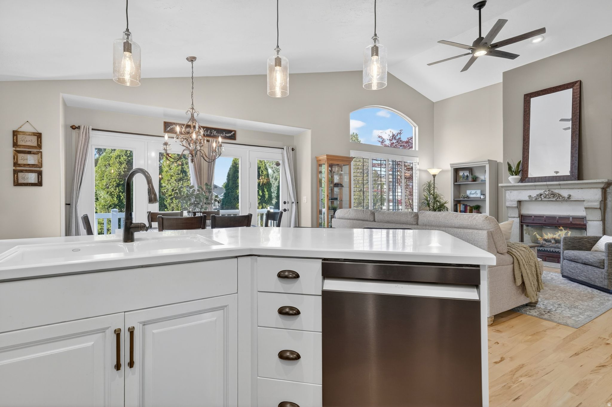 GREENWOOD VILLAGE - Residential