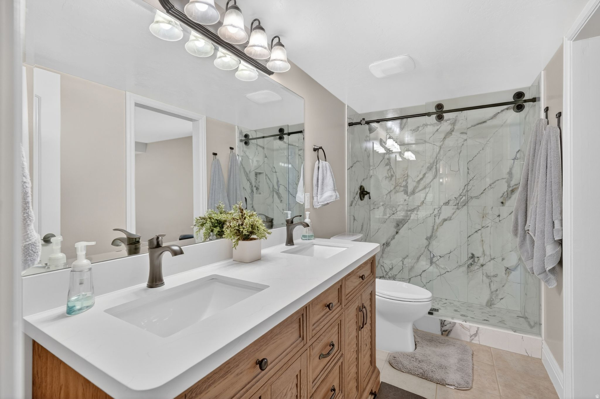 GREENWOOD VILLAGE - Residential