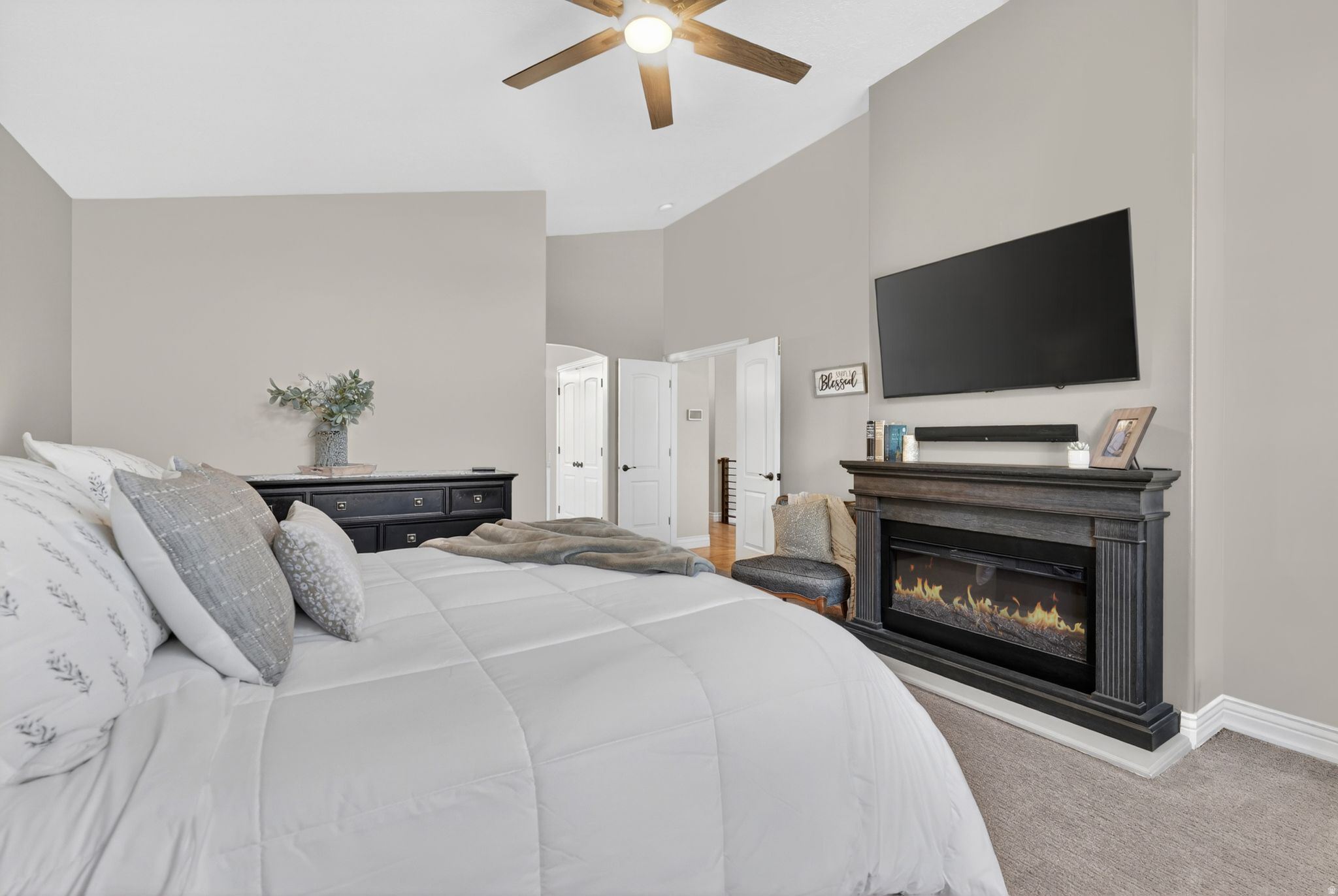 GREENWOOD VILLAGE - Residential