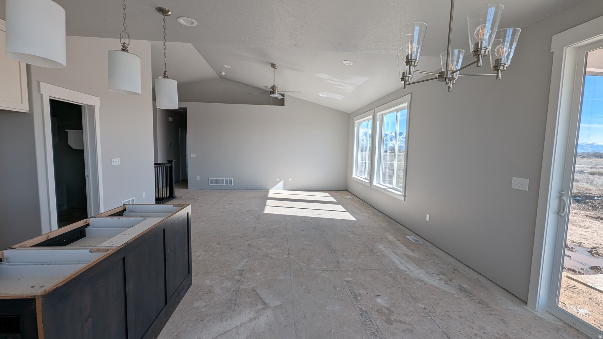 THE BARN AT TERAKEE FARMS - Residential