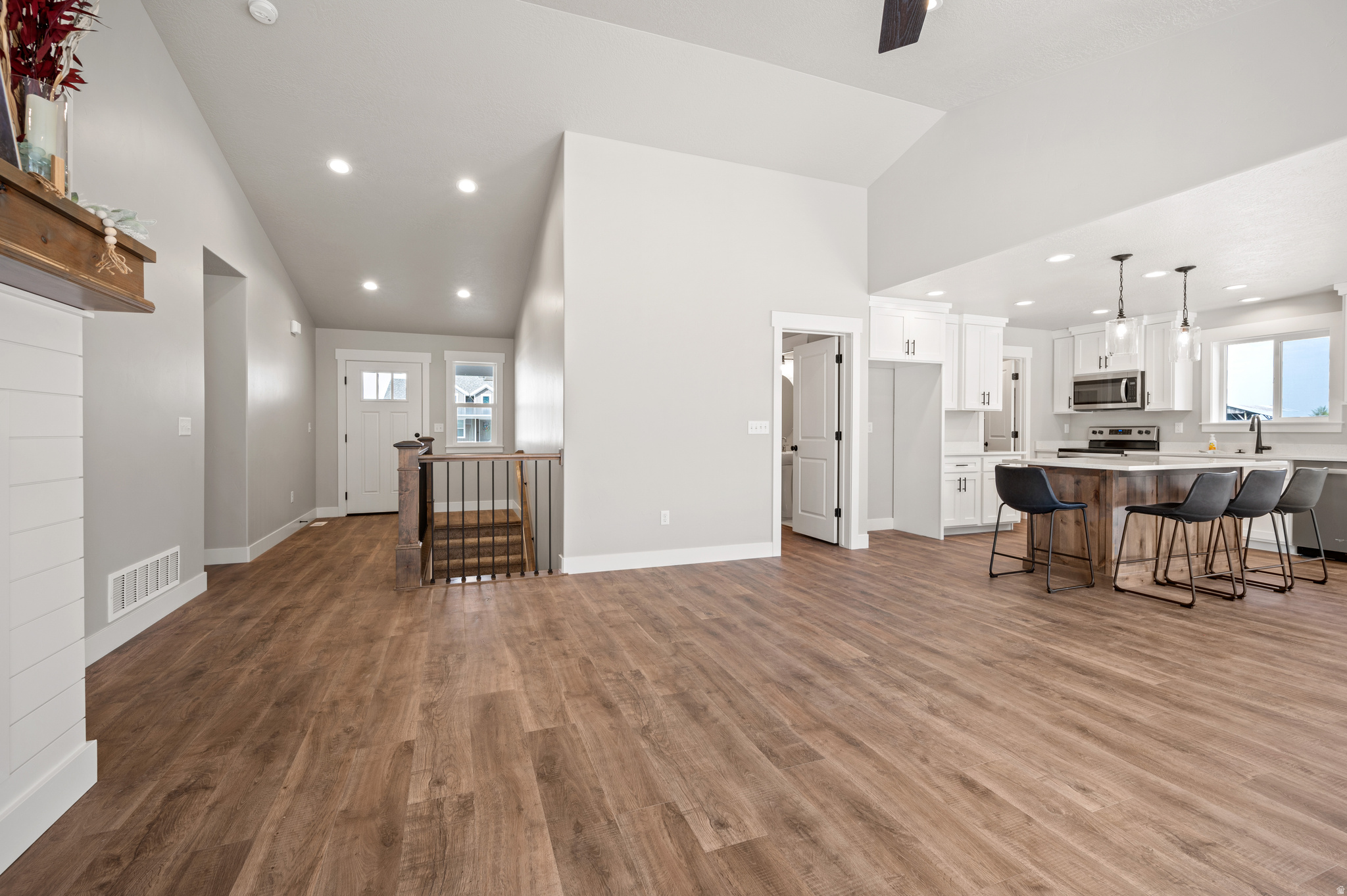 THE BARN AT TERAKEE FARMS - Residential