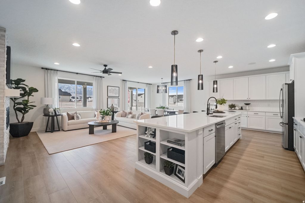 Photo of 1032 S 3100 E #318, Spanish Fork, UT 84660 (MLS # 2141985)