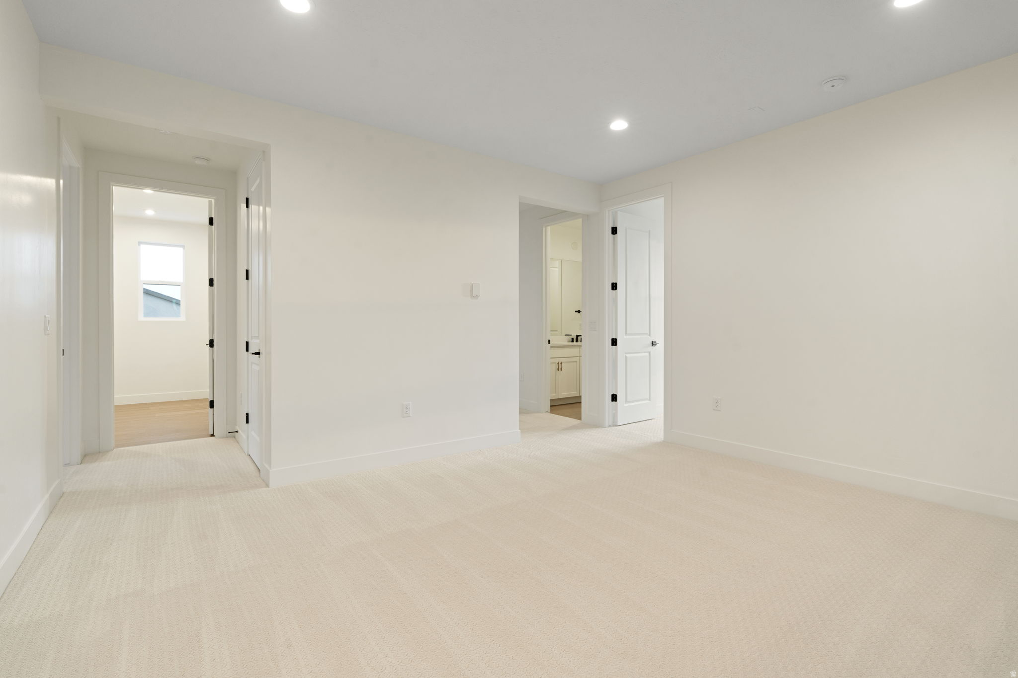 WESTLAKE VISTAS - Residential