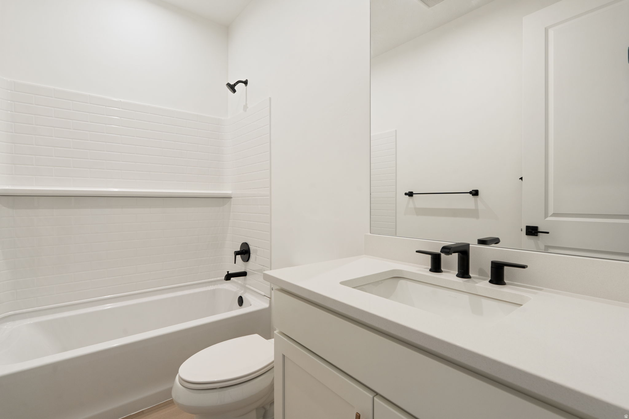 WESTLAKE VISTAS - Residential