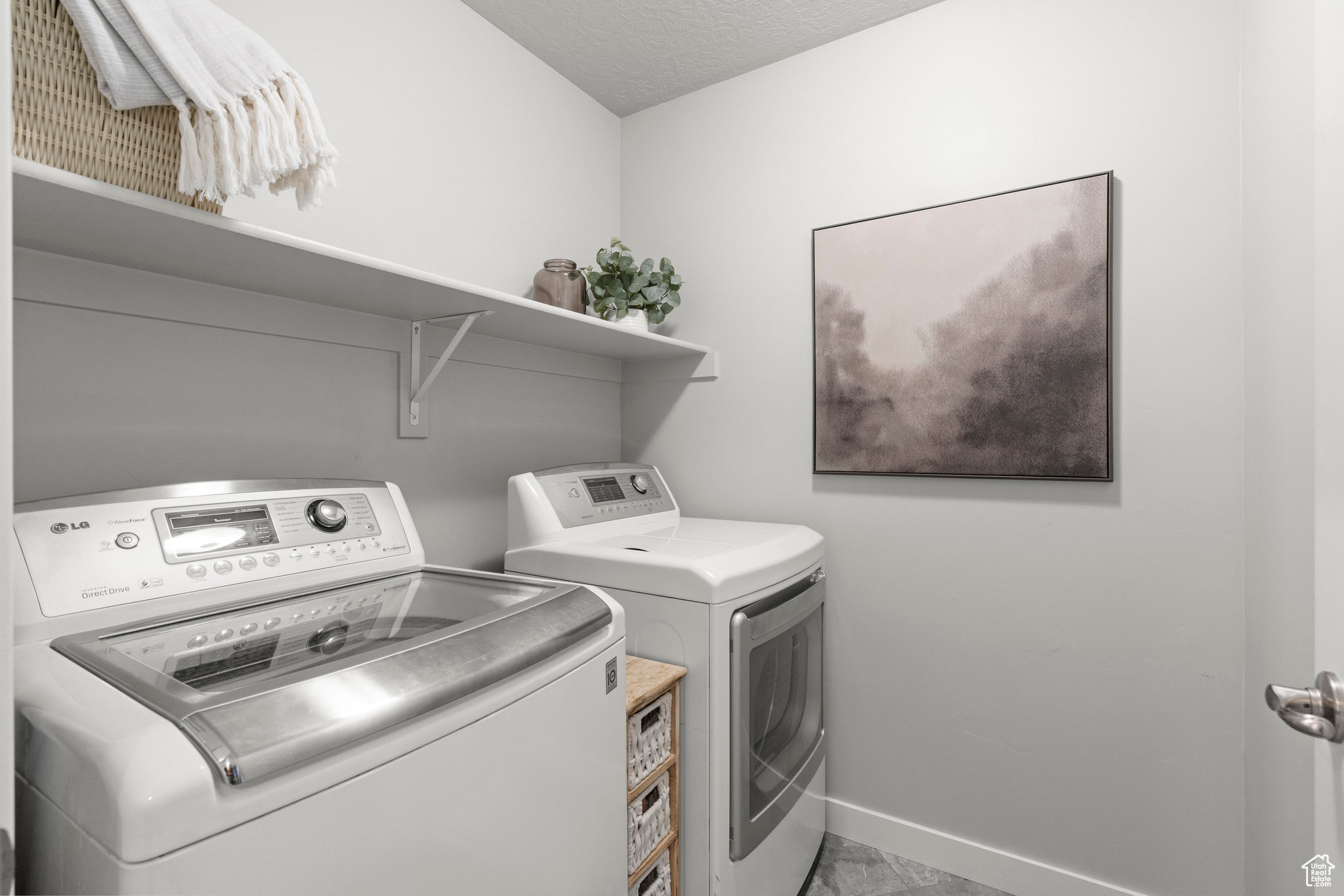 DAYBREAK - Residential