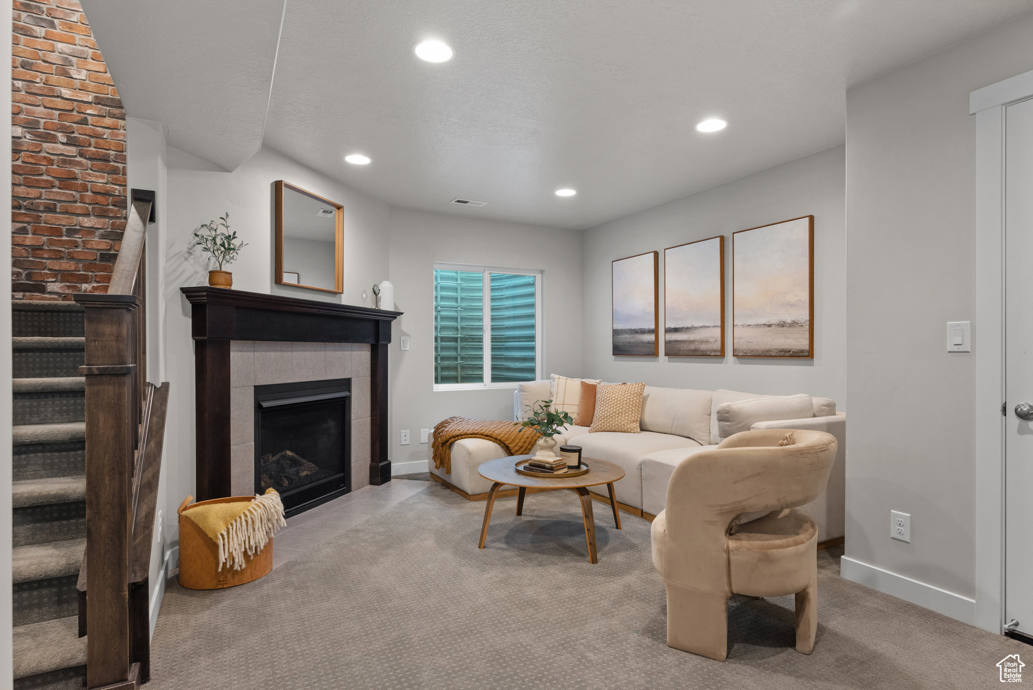 DAYBREAK - Residential