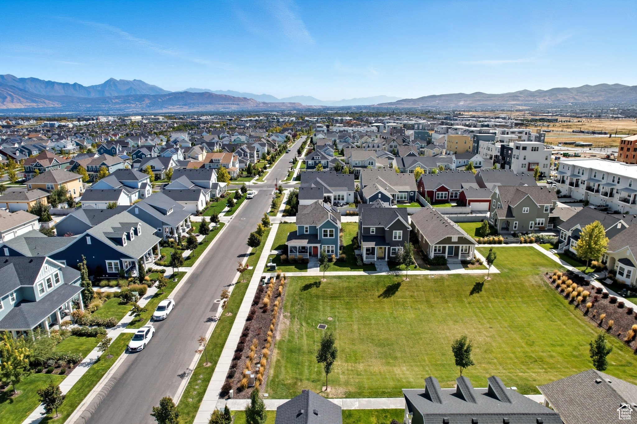 DAYBREAK - Residential