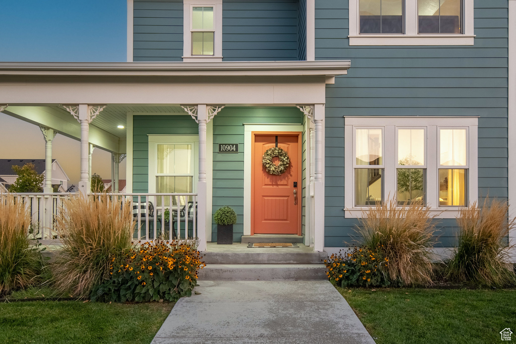 DAYBREAK - Residential