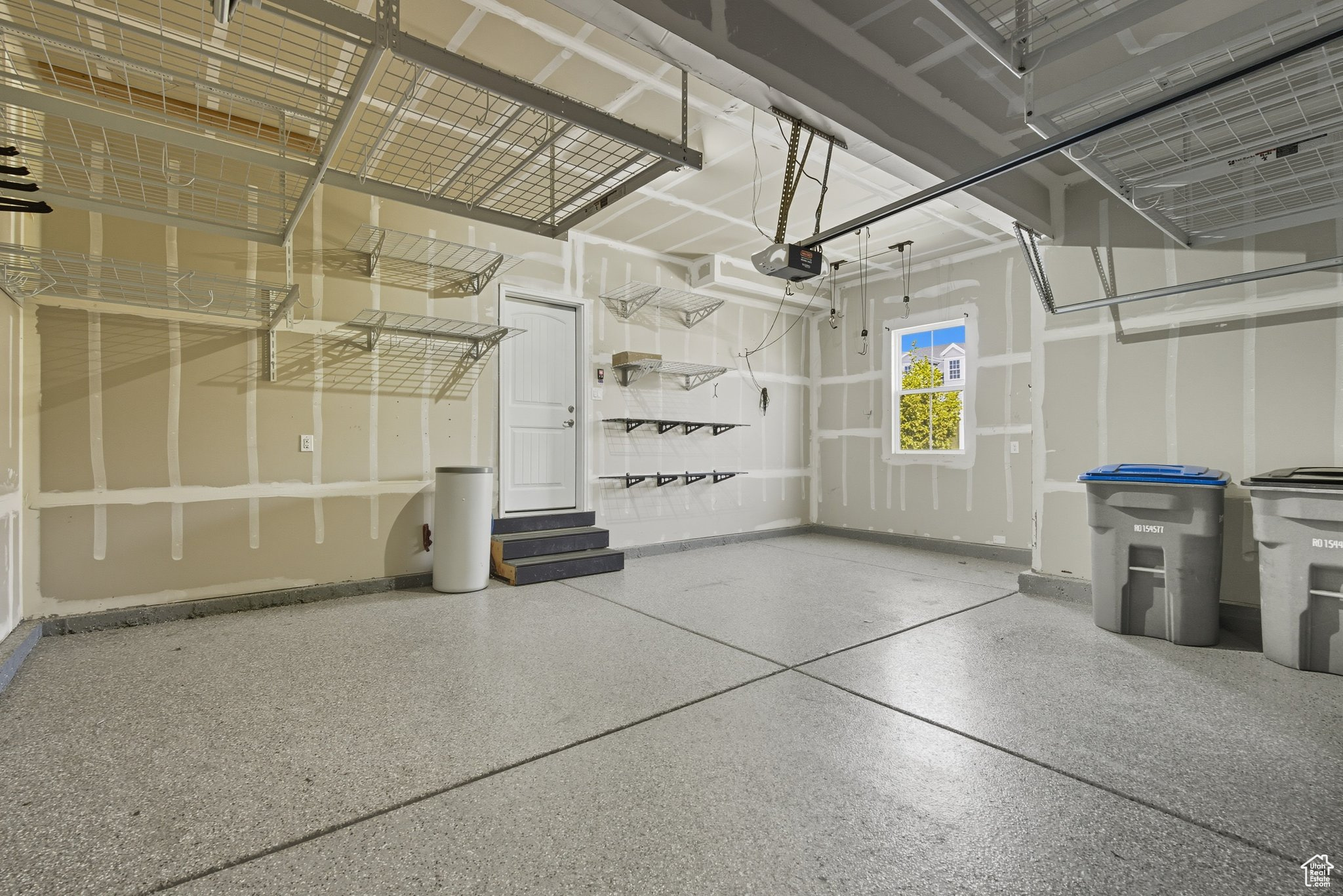 DAYBREAK - Residential