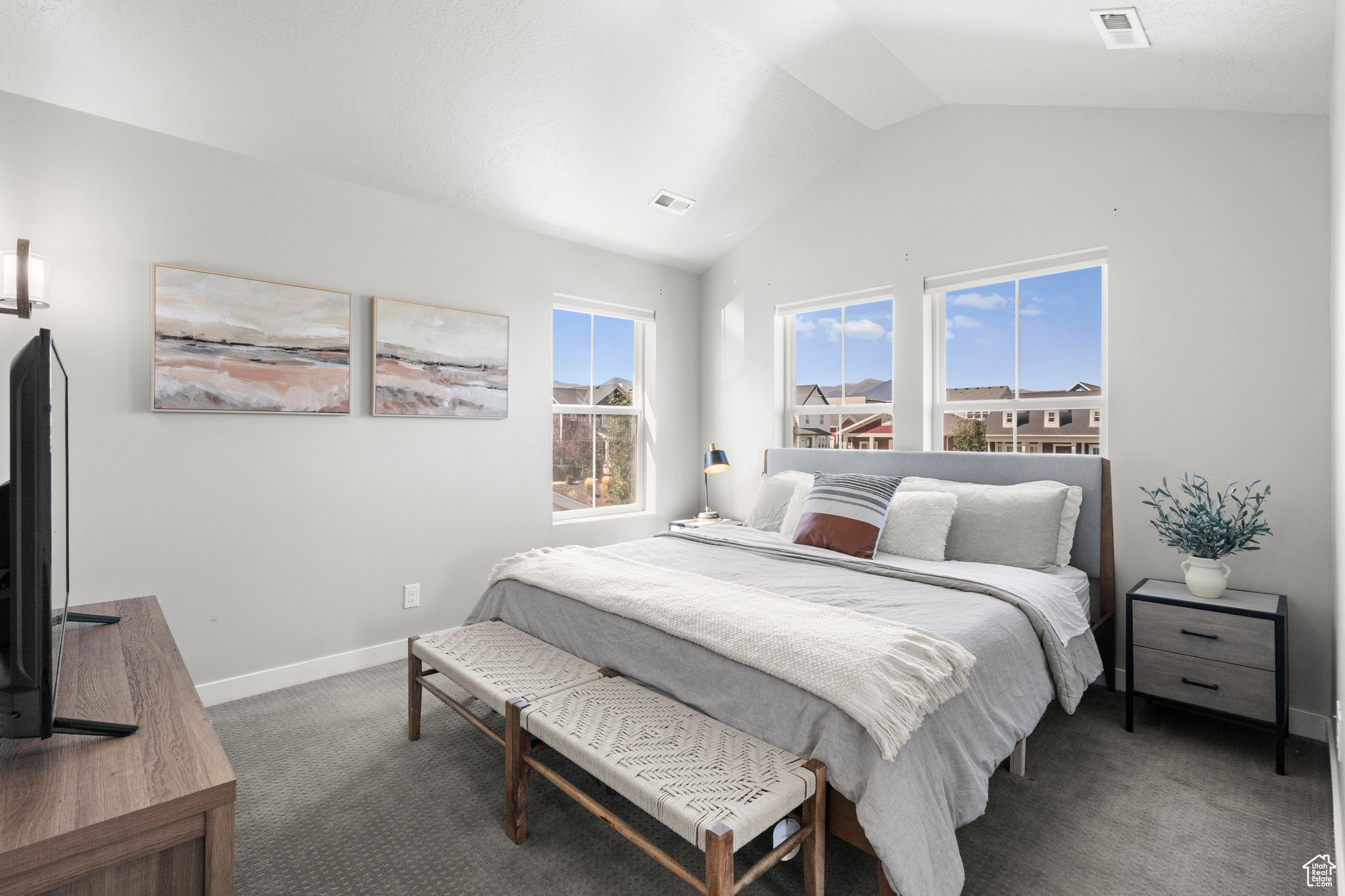 DAYBREAK - Residential