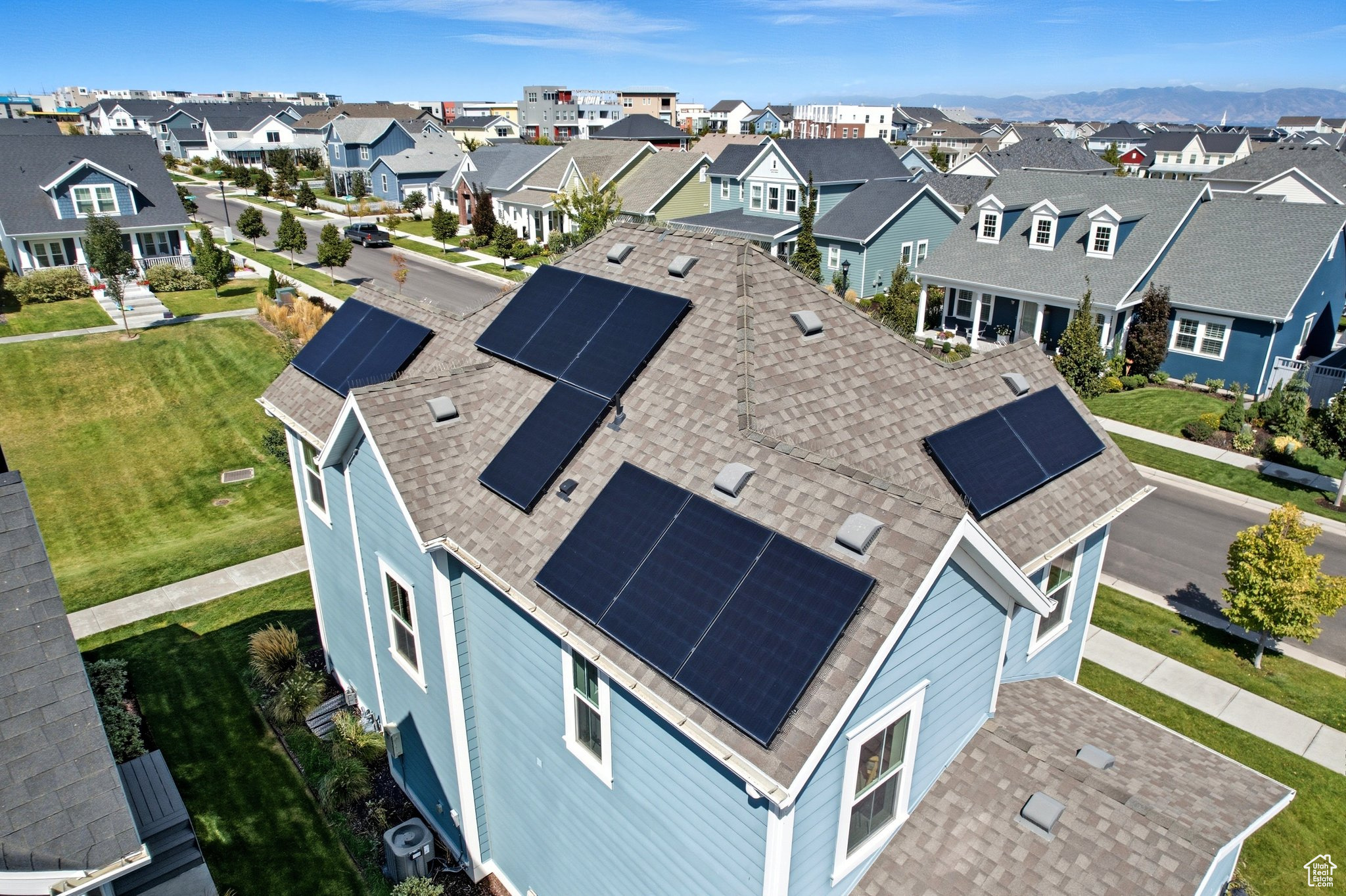 DAYBREAK - Residential