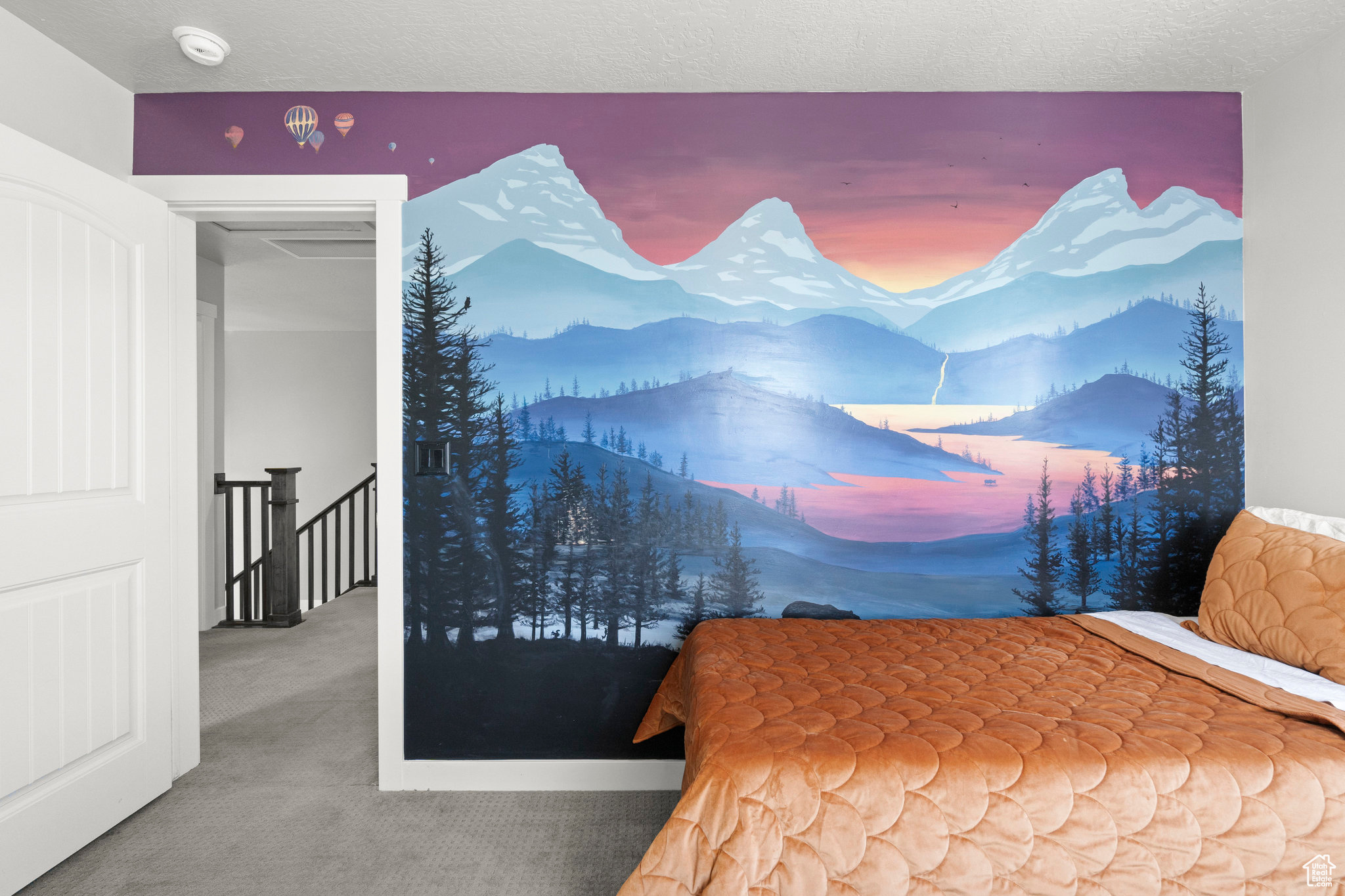 DAYBREAK - Residential