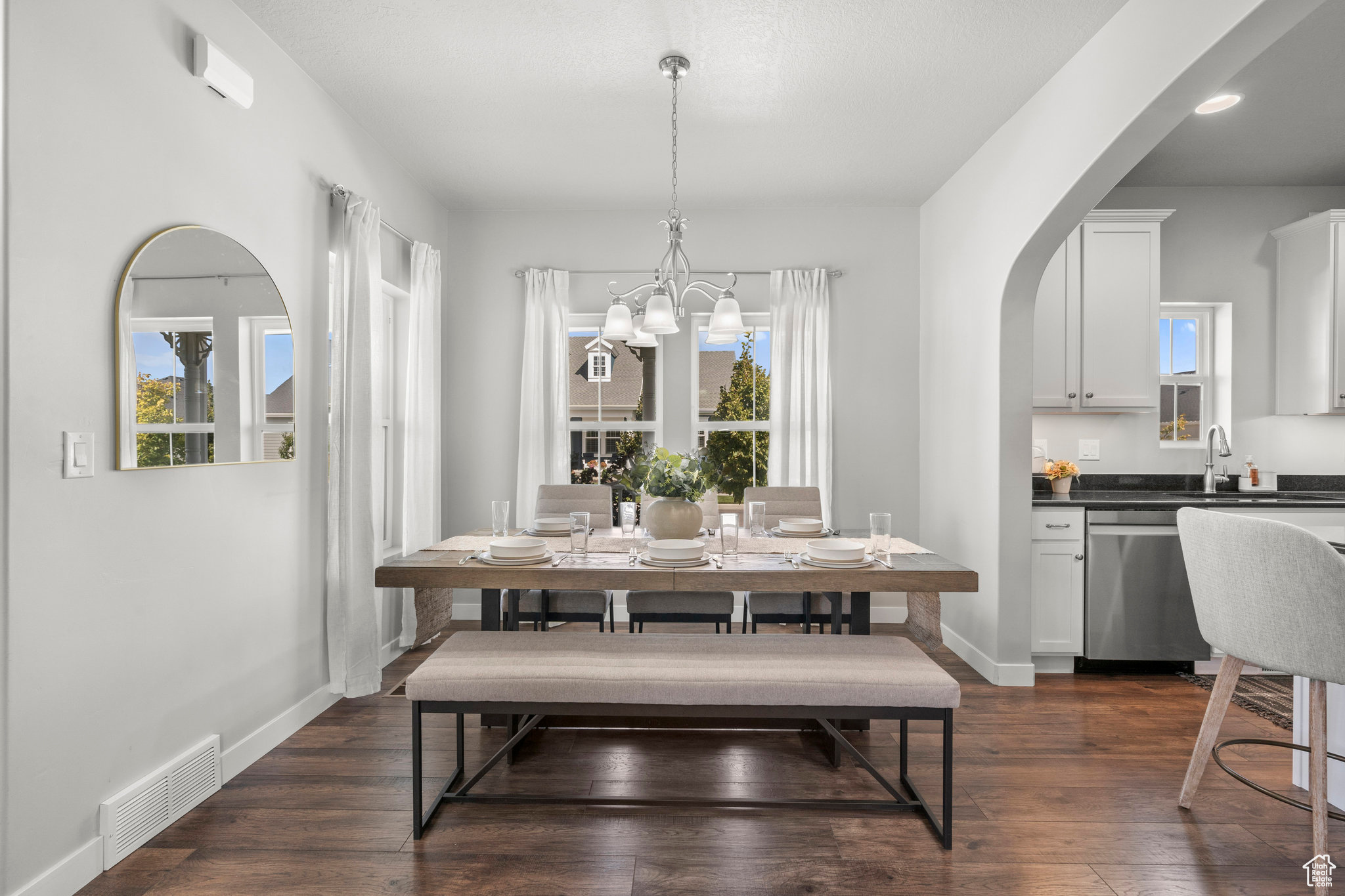 DAYBREAK - Residential