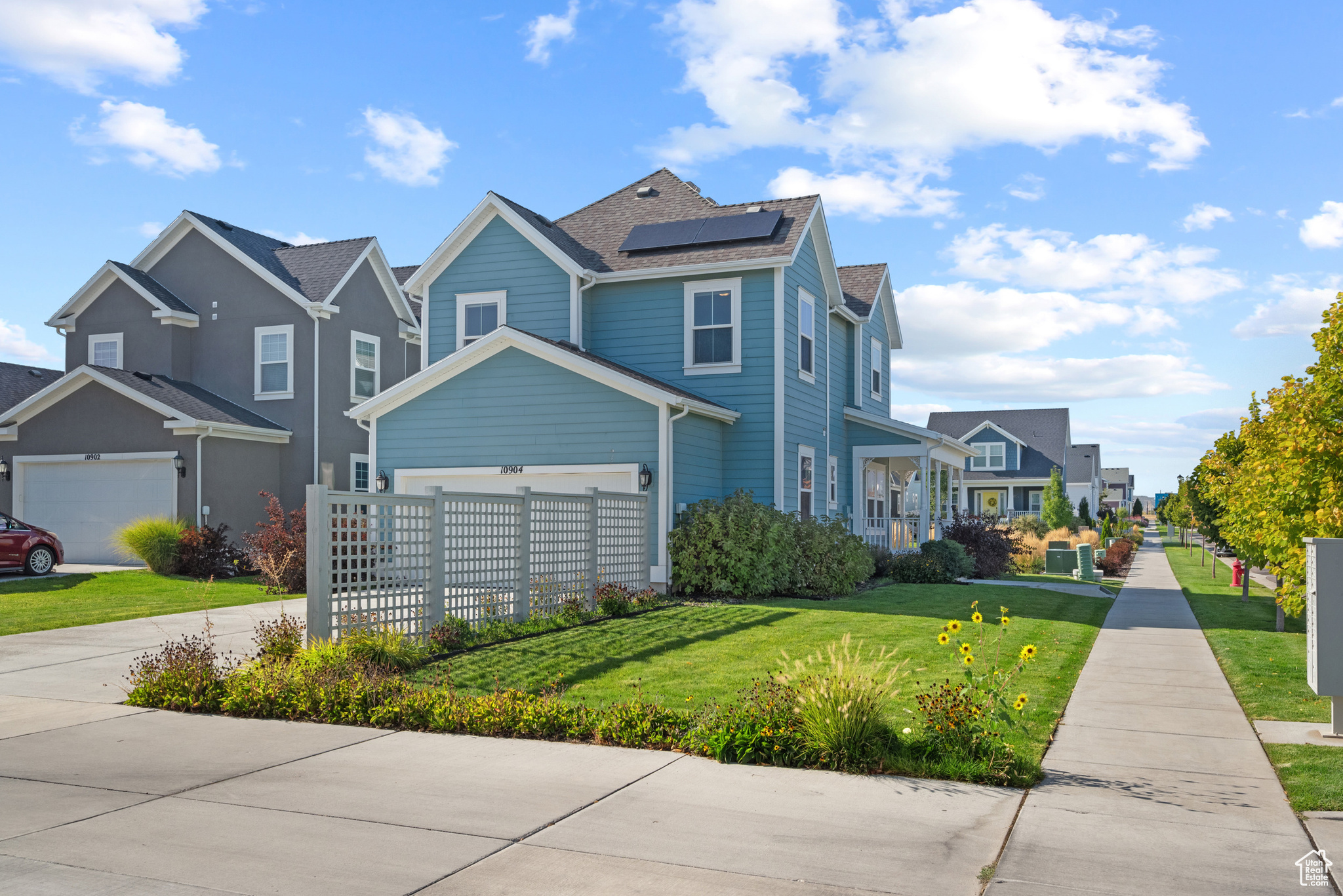 DAYBREAK - Residential