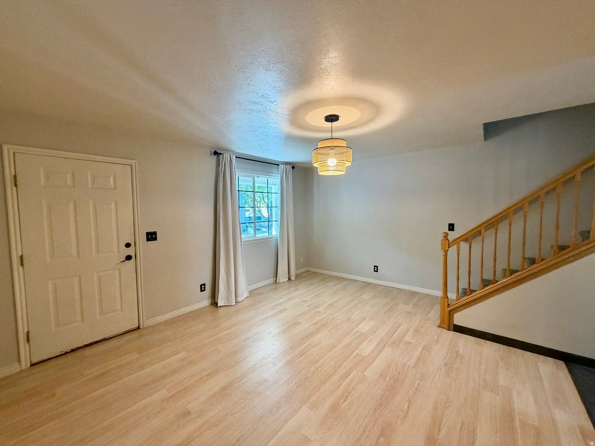 VICTORIAN ESTATES - Residential