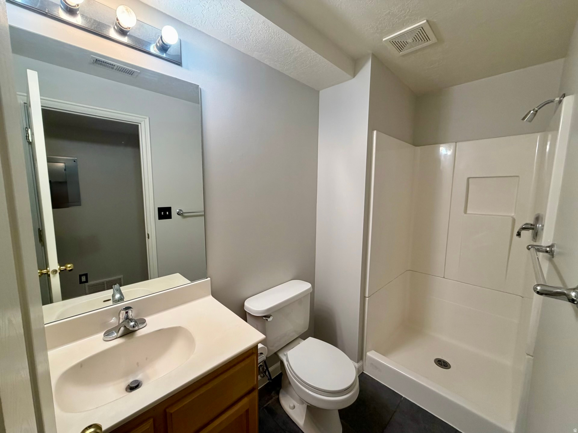 VICTORIAN ESTATES - Residential