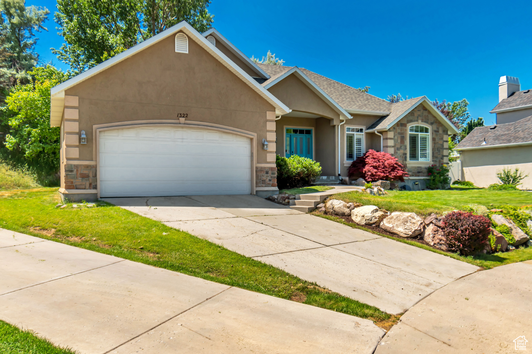 1322 E Iron Boberg Cir, Draper, Utah image 2