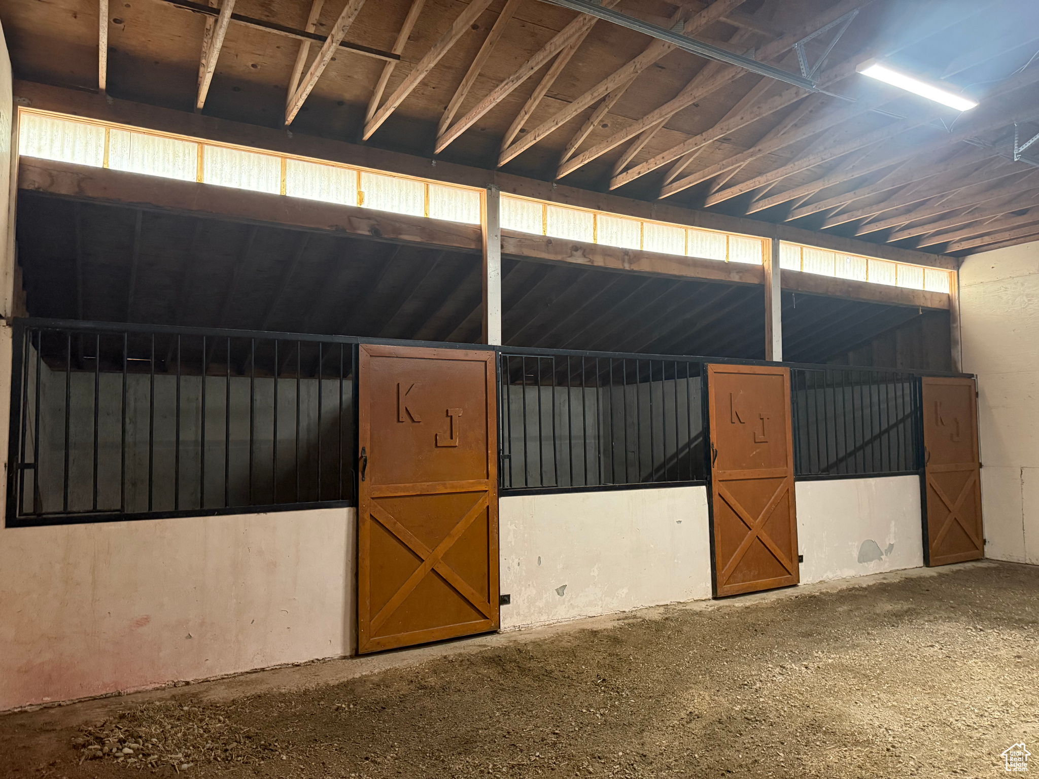 THE RANCHES MINOR SUB - Land