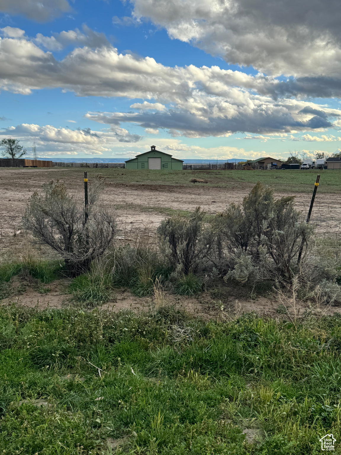 THE RANCHES MINOR SUB - Land