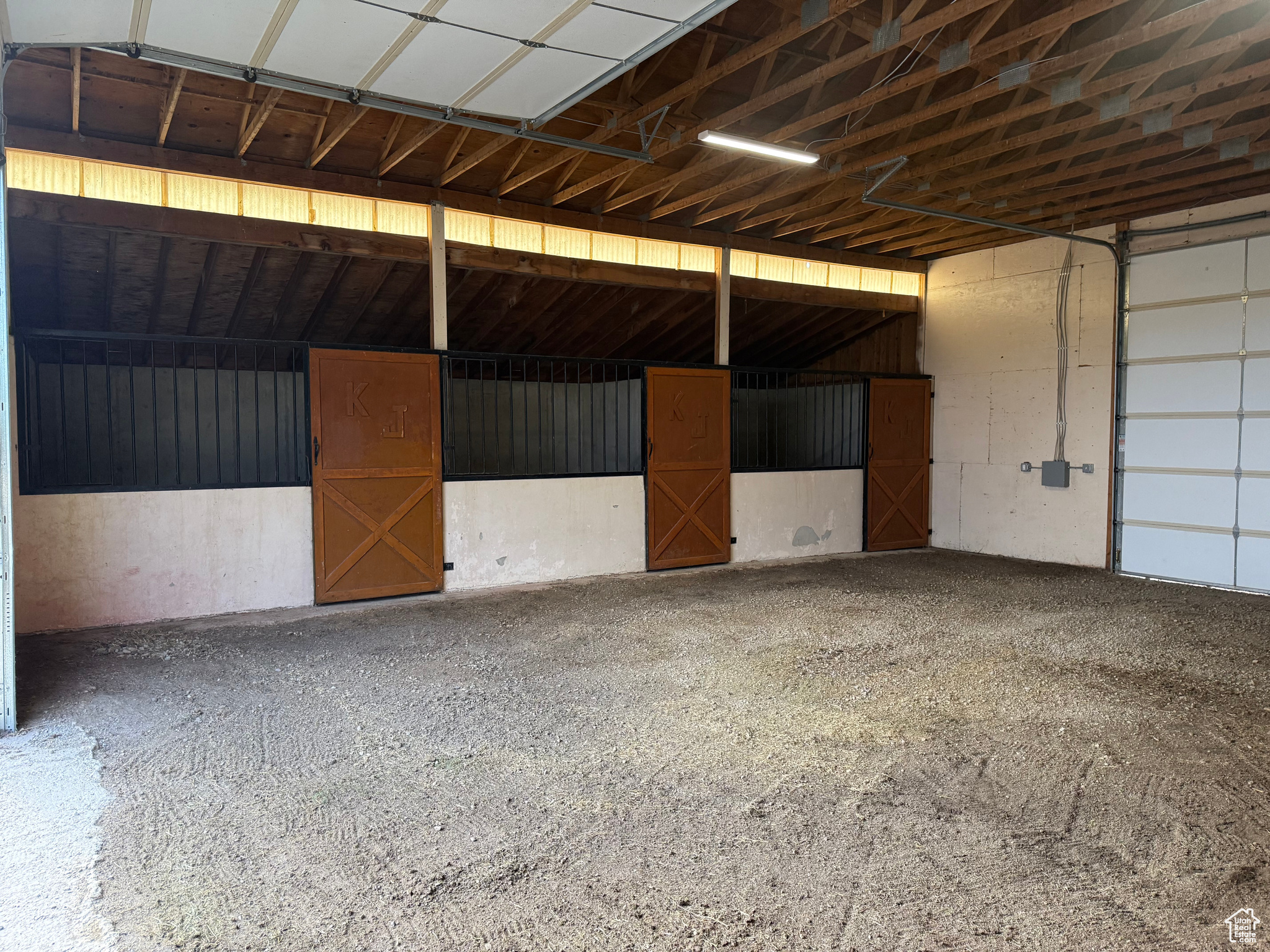 THE RANCHES MINOR SUB - Land