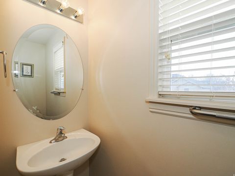 Tiny photo for 2475 CRAIG LN, Syracuse, UT 84075 (MLS # 2136732)